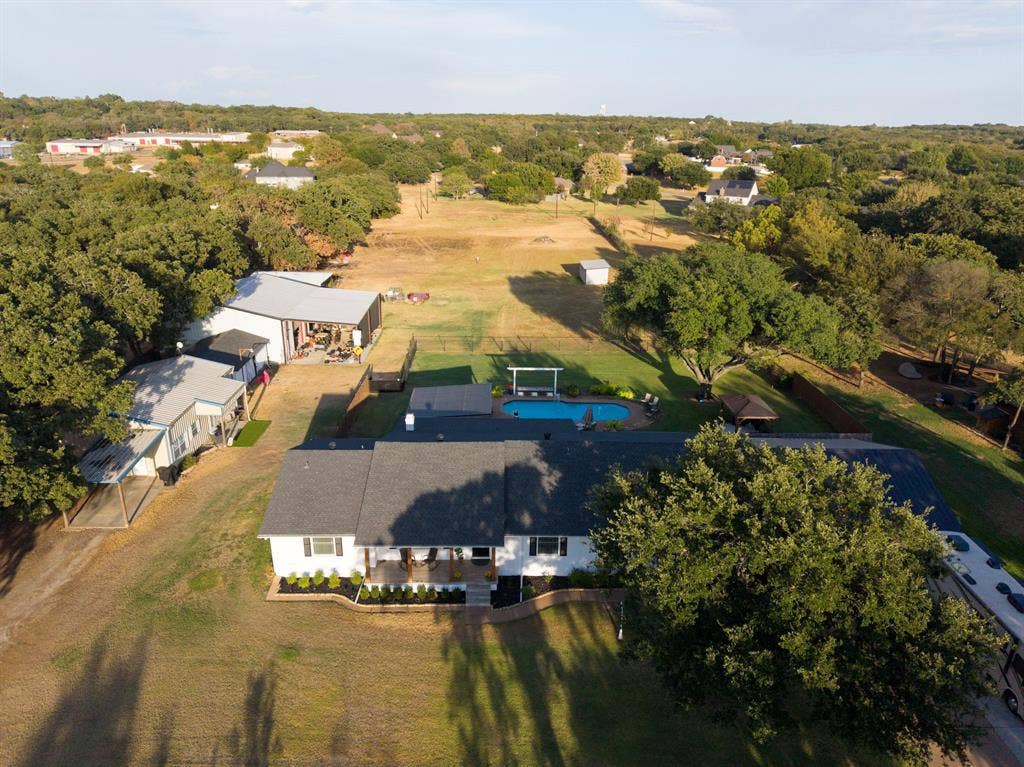 6155 Stephenson Levy Road, Fort Worth, TX 76140 Great aerial view of the property