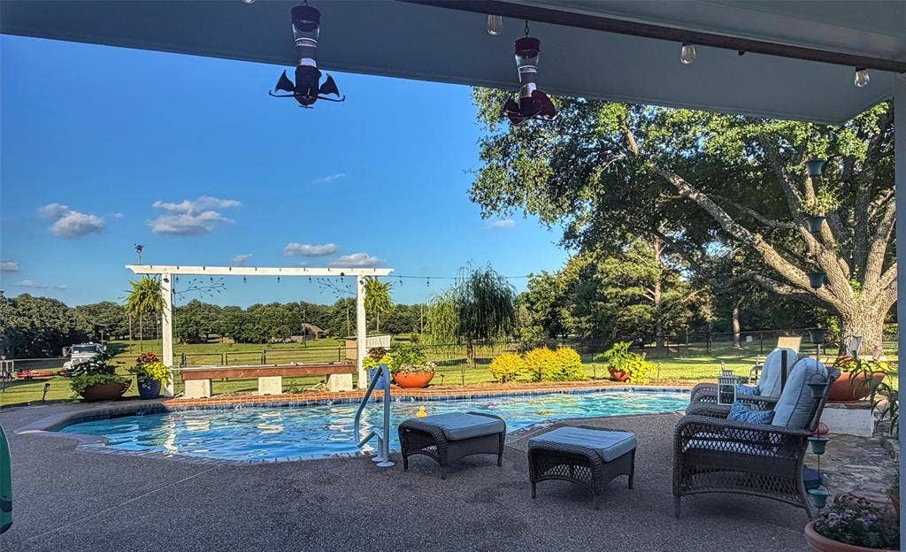6155 Stephenson Levy Road, Fort Worth, TX 76140 This will be your future happy place!