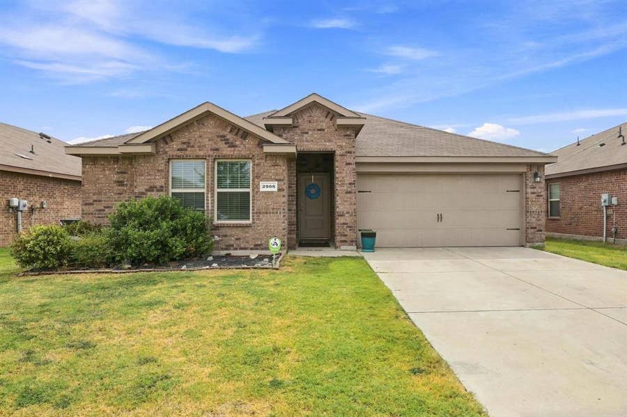 Property photo for 2908 Royal Acres, Denton, TX