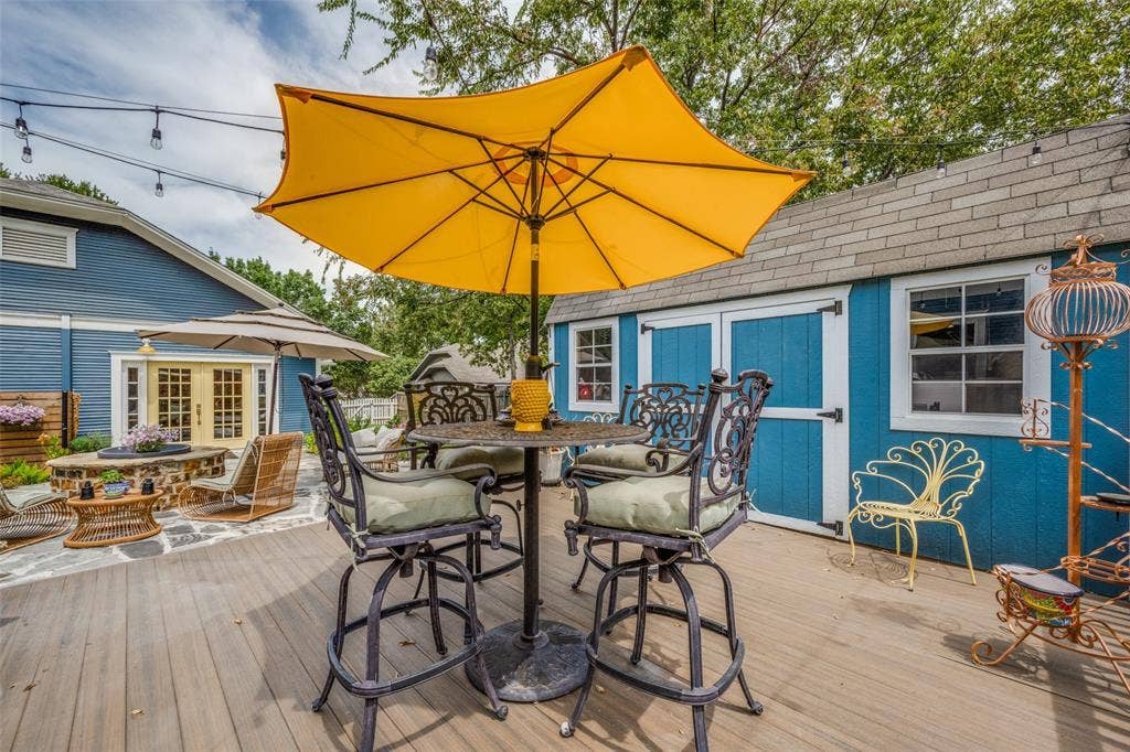 607 W Parkway Street, Denton, TX 76201 607 W Parkway Street, Denton, TX 76201