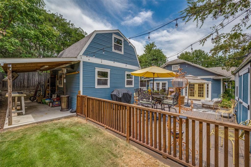 607 W Parkway Street, Denton, TX 76201 Dog Run or Garden