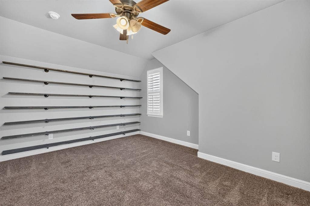 305 Donna Circle, Granbury, TX 76049 305 Donna Circle, Granbury, TX 76049
