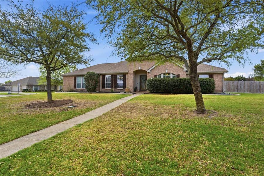Property photo for 114 Clydesdale Drive, Fate, TX