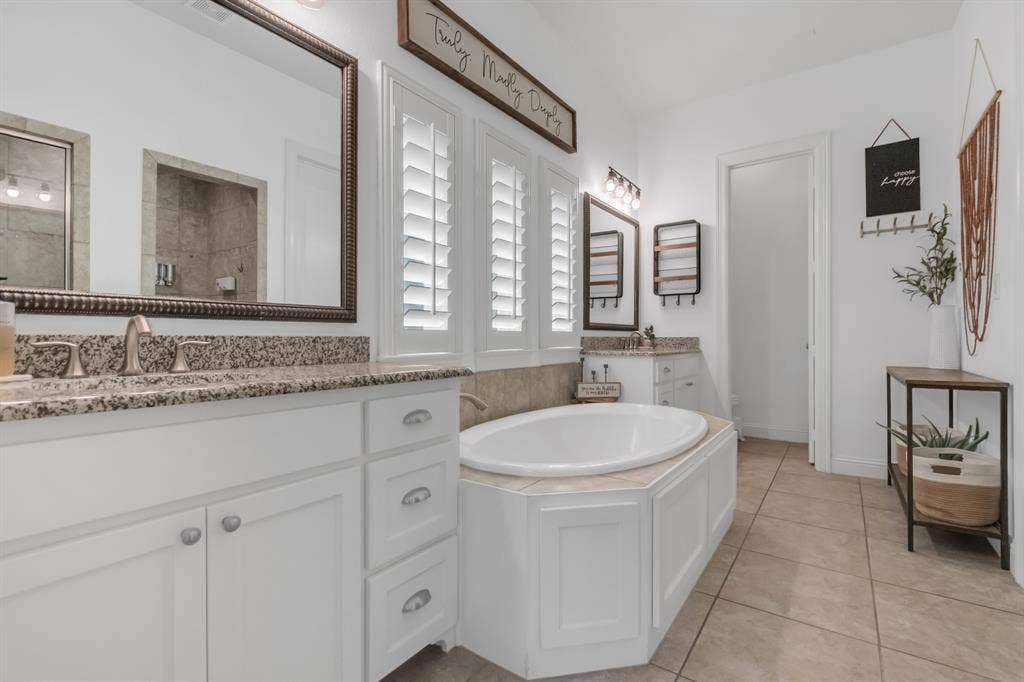 1318 Cottonwood Drive, Celina, TX 75009