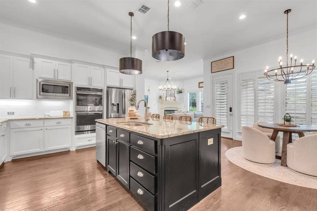 1318 Cottonwood Drive, Celina, TX 75009