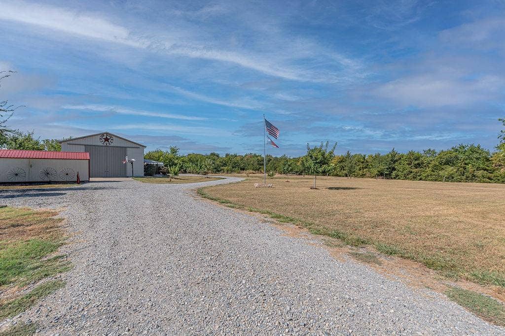 4129 County Road 4111, Campbell, TX 75422 4129 County Road 4111, Campbell, TX 75422