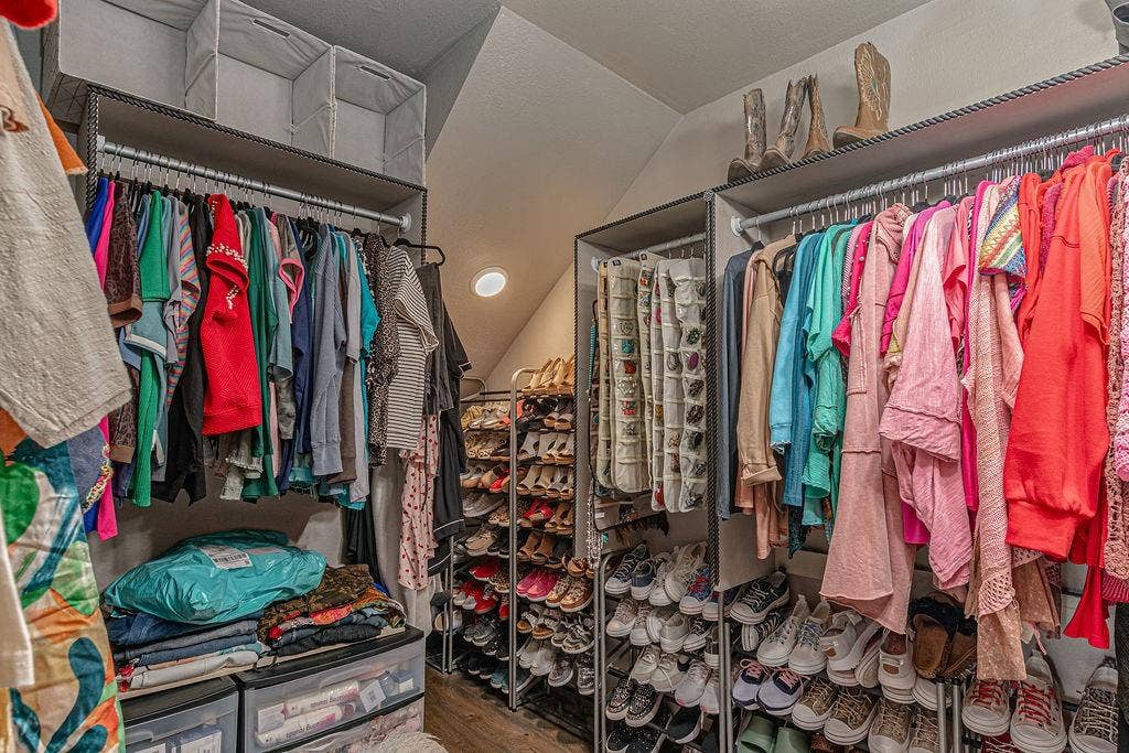 4129 County Road 4111, Campbell, TX 75422 Larger closet in primary bedroom 12x8