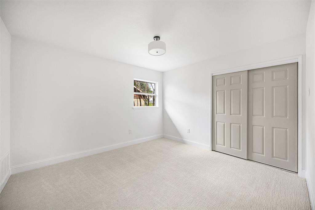3856 Antigua Drive, Dallas, TX 75244 3856 Antigua Drive, Dallas, TX 75244
