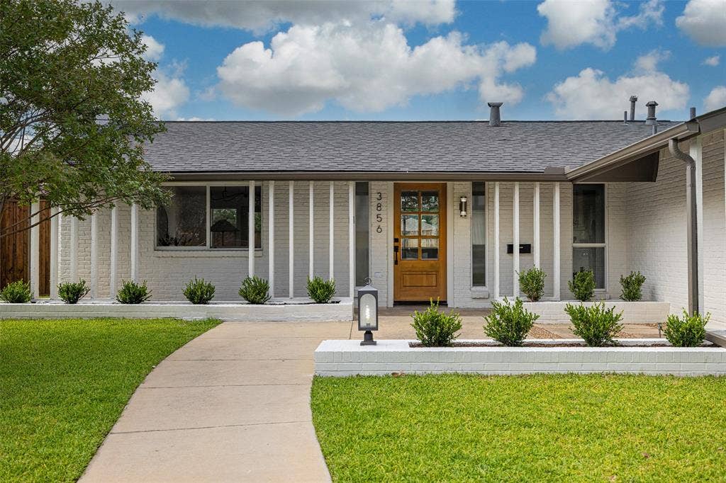 3856 Antigua Drive, Dallas, TX 75244 3856 Antigua Drive, Dallas, TX 75244
