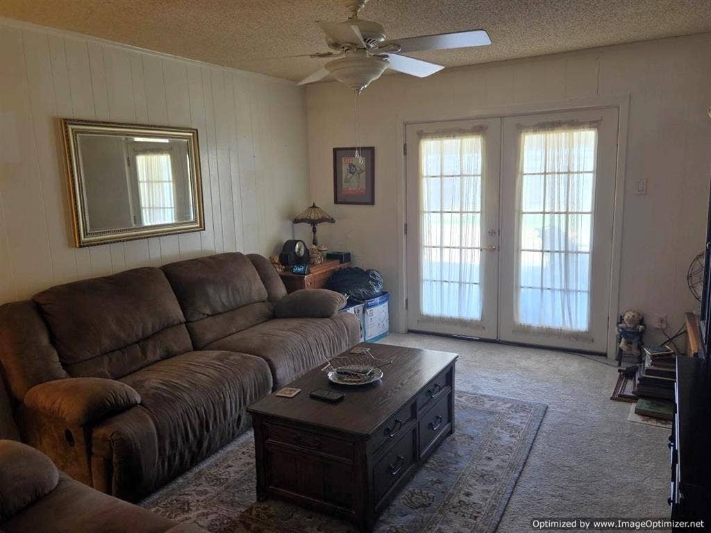 709 Shorecrest Drive, Garland, TX 75040 709 Shorecrest Drive, Garland, TX 75040