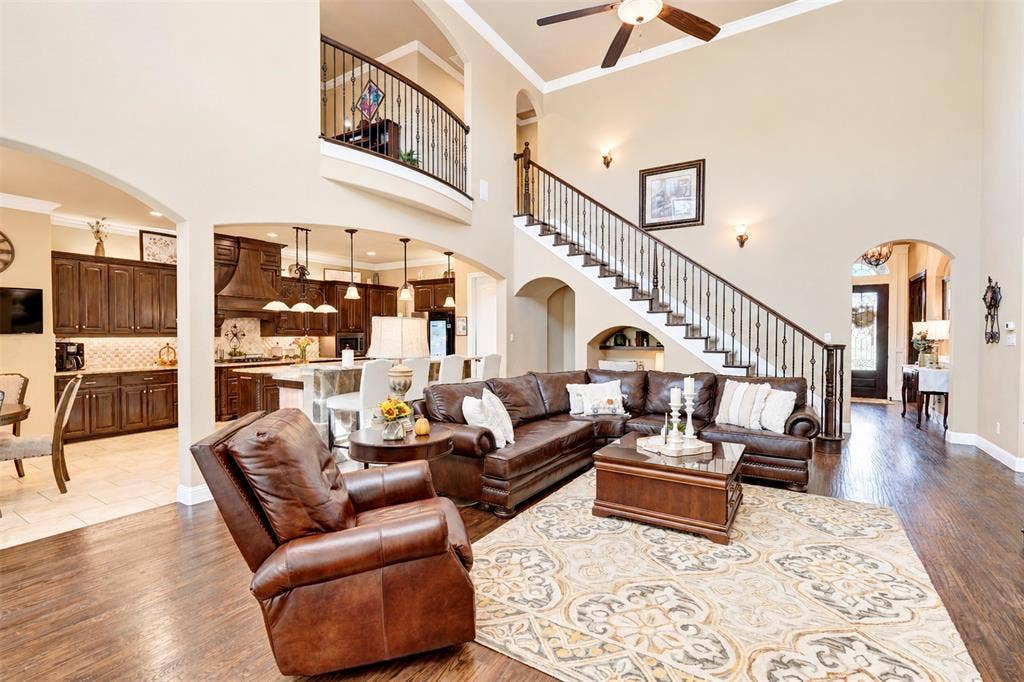9100 Northampton Drive, North Richland Hills, TX 76182