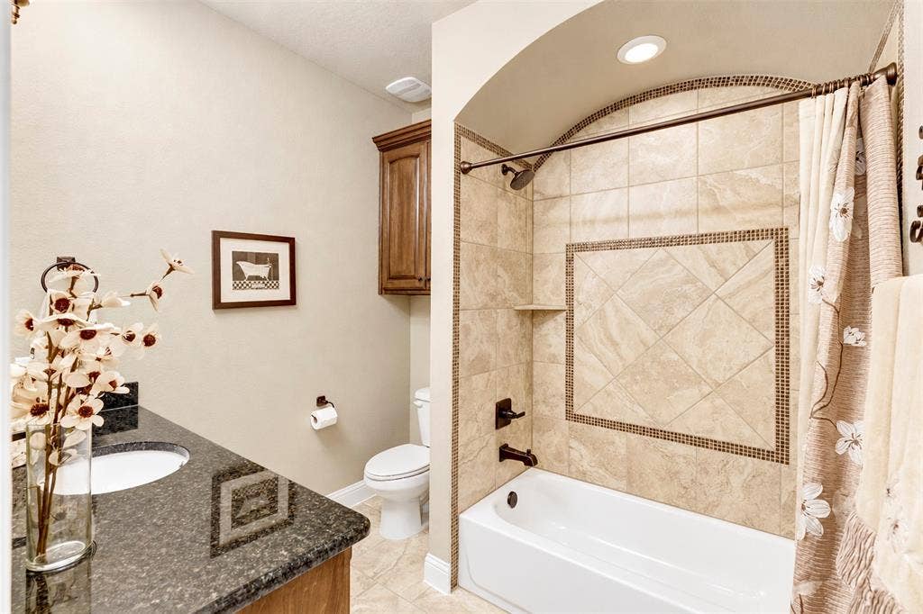 9100 Northampton Drive, North Richland Hills, TX 76182