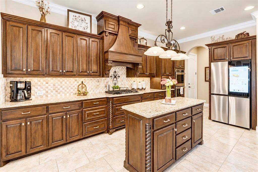 9100 Northampton Drive, North Richland Hills, TX 76182