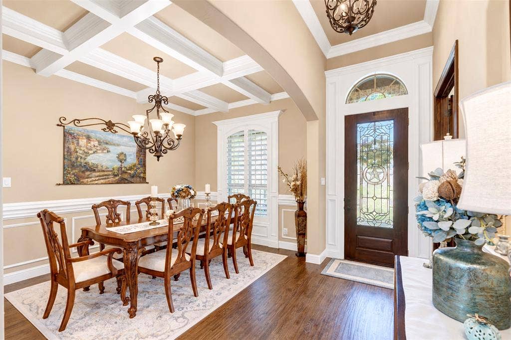 9100 Northampton Drive, North Richland Hills, TX 76182