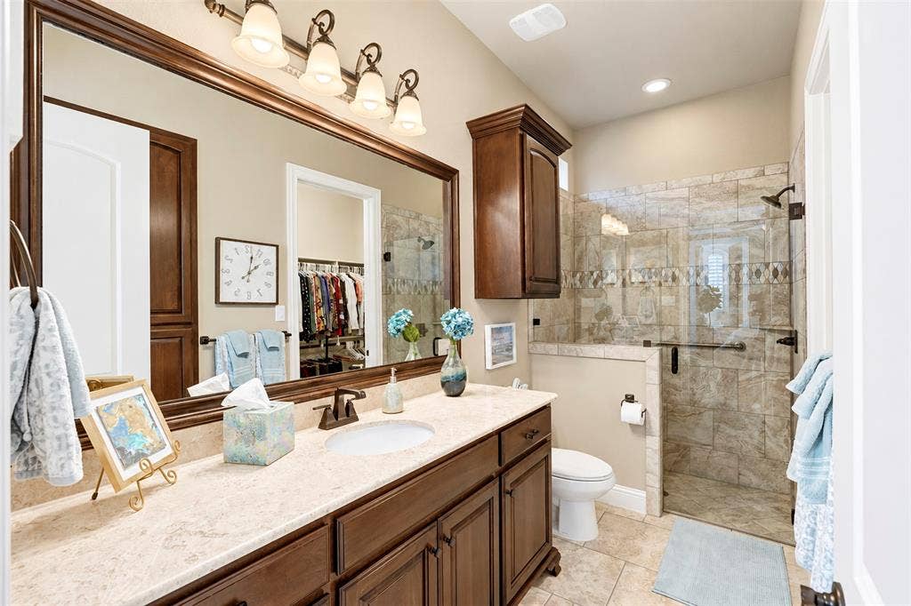 9100 Northampton Drive, North Richland Hills, TX 76182
