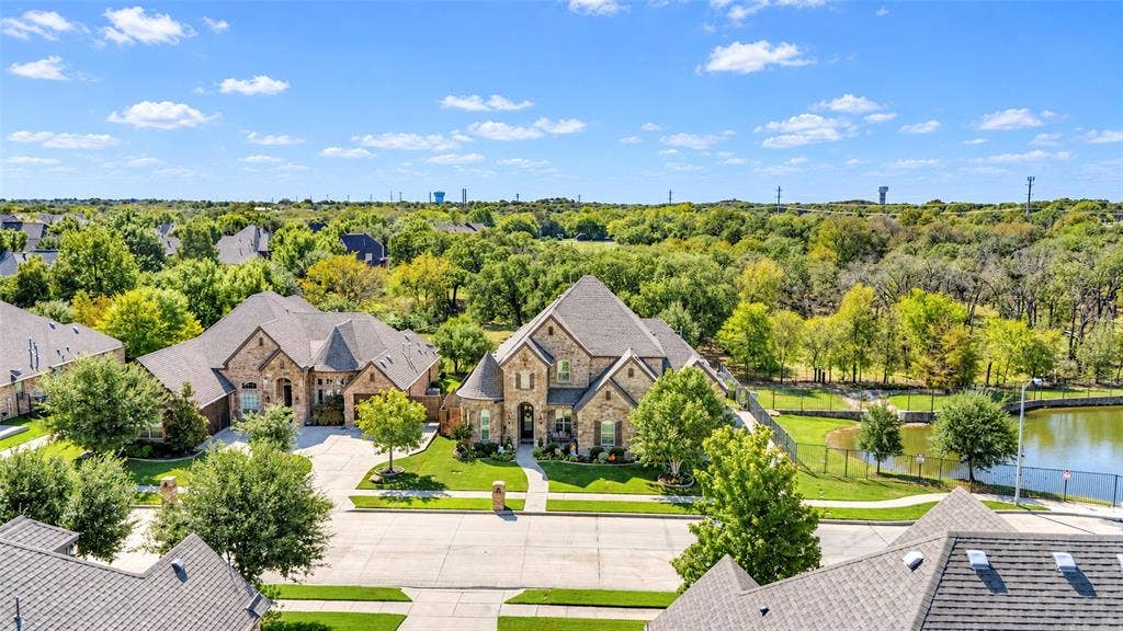 9100 Northampton Drive, North Richland Hills, TX 76182
