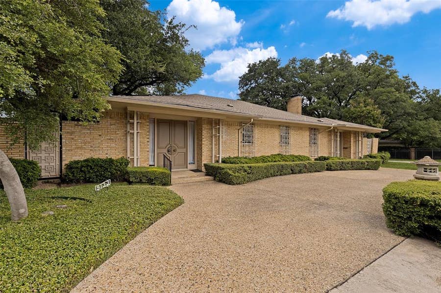 Property photo for 9133 Boedeker Circle, Dallas, TX