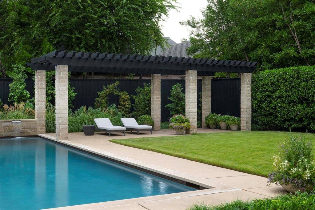 6039 Waggoner Drive, Dallas, TX 75230 Pergola