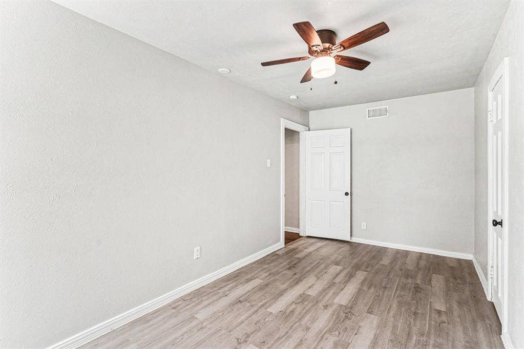1108 E Robert Street, Fort Worth, TX 76104 1108 E Robert Street, Fort Worth, TX 76104