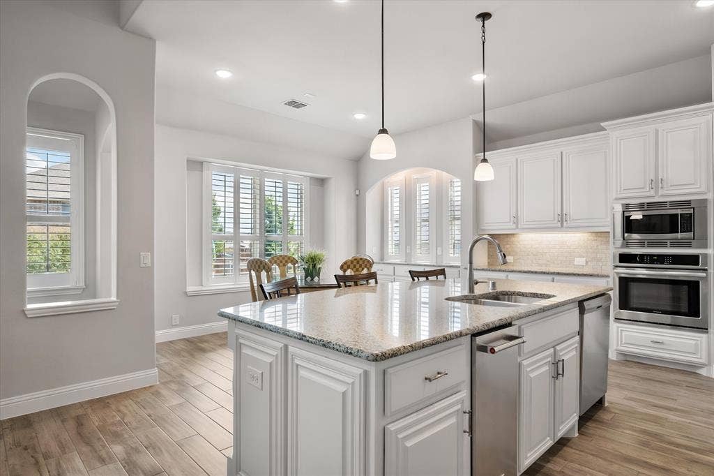 2442 Turning Leaf Lane, Midlothian, TX 76065 Large Island with breakfast bar area and prep cook space