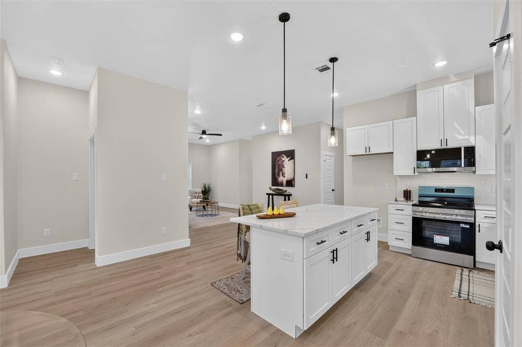 219 W Beachwood Loop, Trinidad, TX 75163 219 W Beachwood Loop, Trinidad, TX 75163