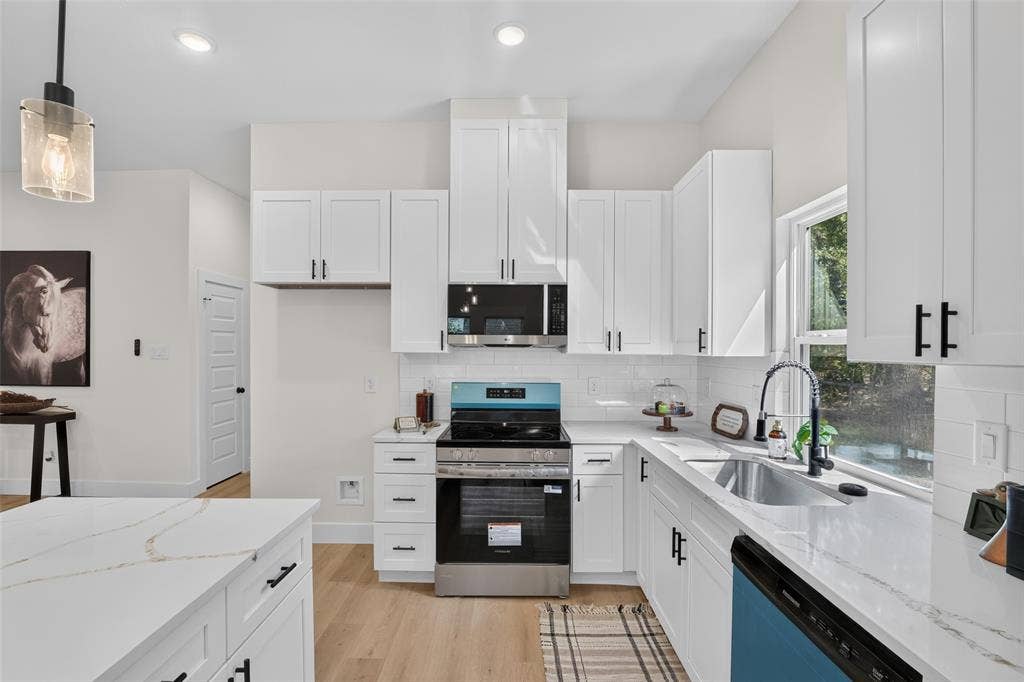 219 W Beachwood Loop, Trinidad, TX 75163 219 W Beachwood Loop, Trinidad, TX 75163