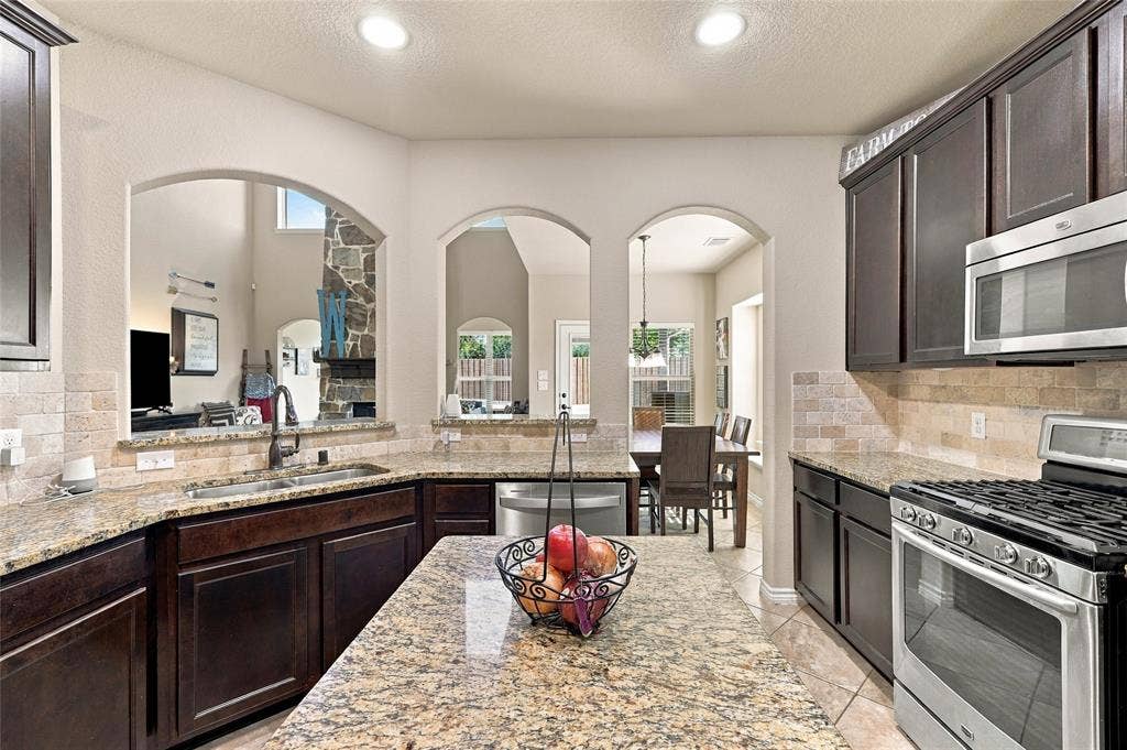 202 Pleasant Hill Lane, Fate, TX 75189 202 Pleasant Hill Lane, Fate, TX 75189