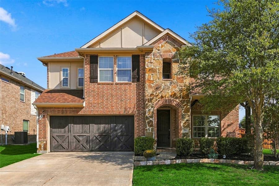 Property photo for 202 Pleasant Hill Lane, Fate, TX