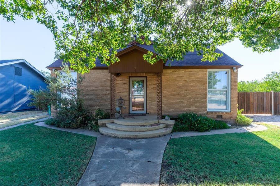 Property photo for 527 & 529 S Vassar Street, Stamford, TX