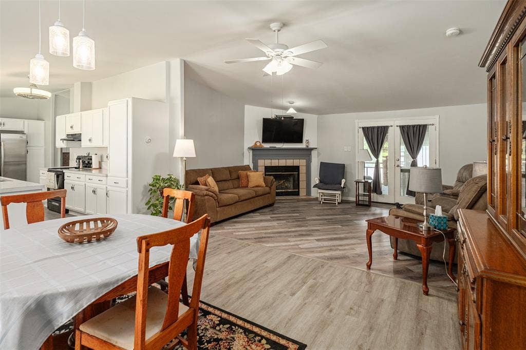 175 Kings Row, Malakoff, TX 75148
