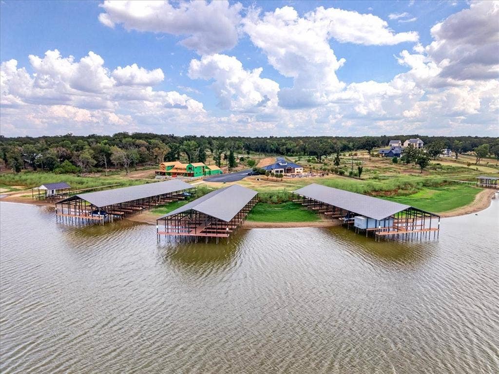 6970 Lakeshore Way, Caney City, TX 75124 6970 Lakeshore Way, Caney City, TX 75124