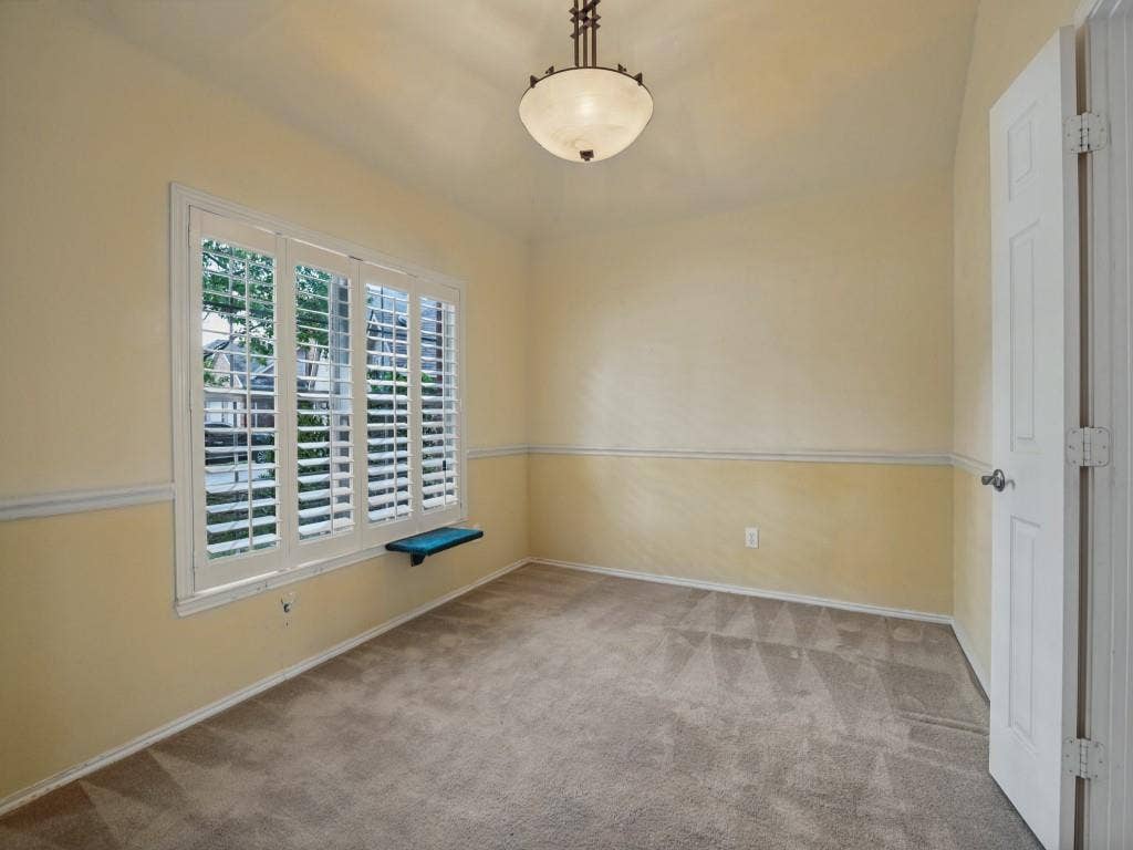 9421 Links Fairway Drive, Rowlett, TX 75089 9421 Links Fairway Drive, Rowlett, TX 75089