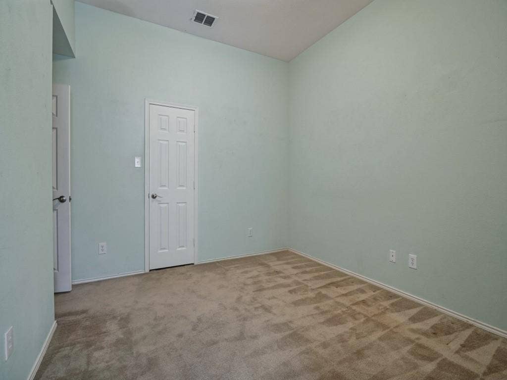 9421 Links Fairway Drive, Rowlett, TX 75089 9421 Links Fairway Drive, Rowlett, TX 75089