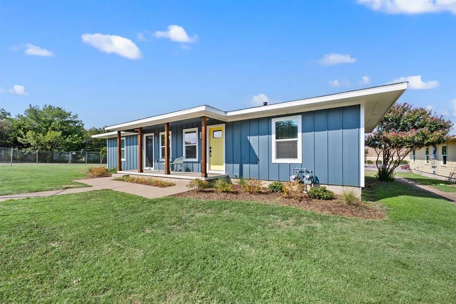 Property photo for 4092 Merida Avenue, Fort Worth, TX