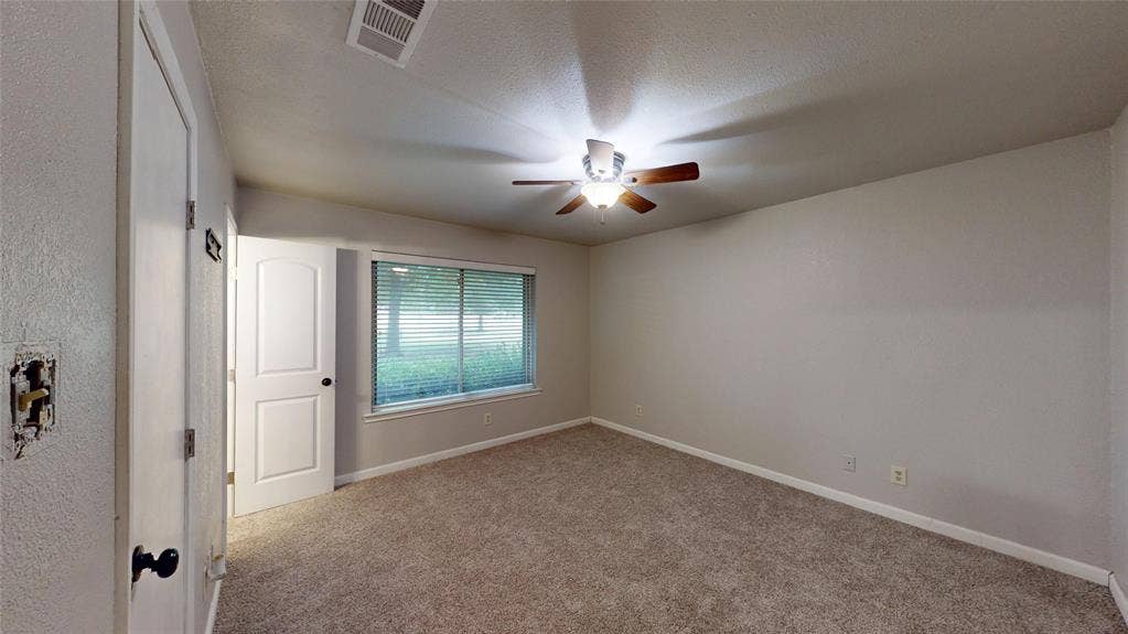 4270 Sir Lancelot Circle, Midlothian, TX 76065 4270 Sir Lancelot Circle, Midlothian, TX 76065