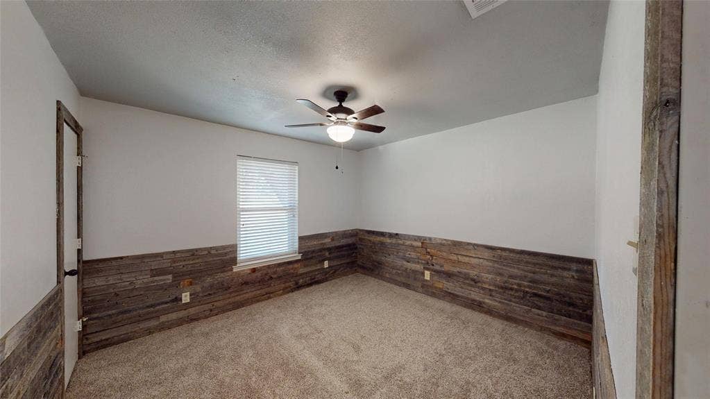 4270 Sir Lancelot Circle, Midlothian, TX 76065 4270 Sir Lancelot Circle, Midlothian, TX 76065