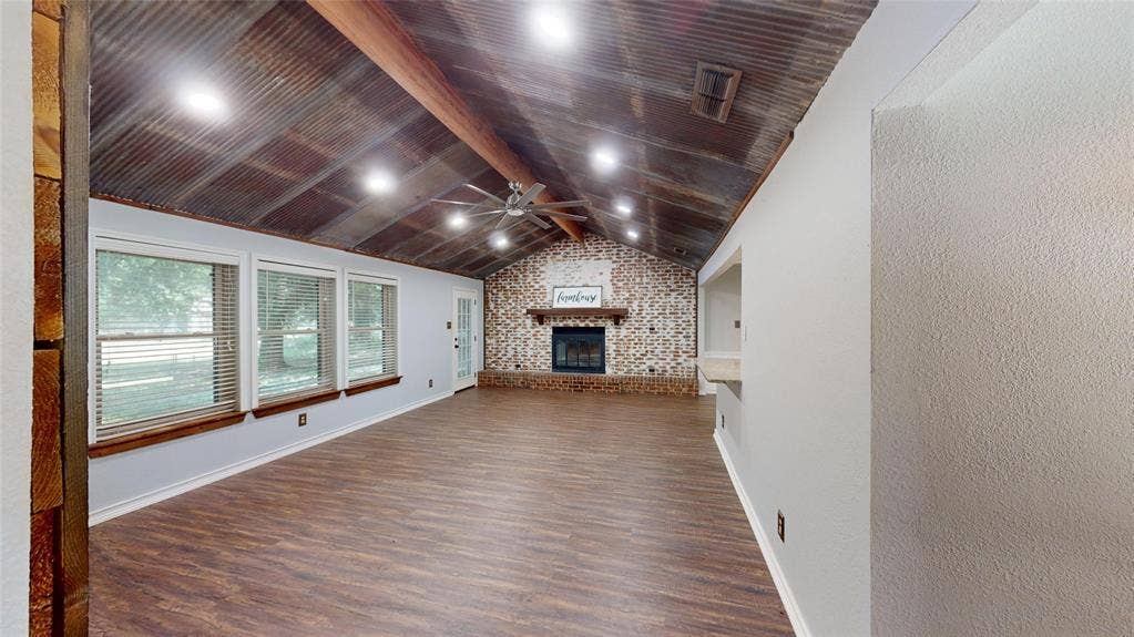 4270 Sir Lancelot Circle, Midlothian, TX 76065 4270 Sir Lancelot Circle, Midlothian, TX 76065