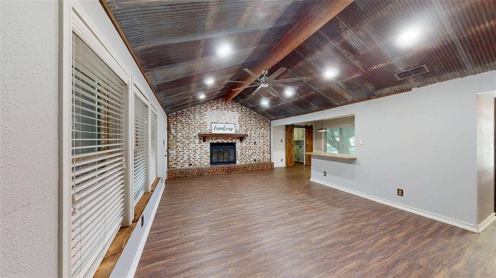 4270 Sir Lancelot Circle, Midlothian, TX 76065 4270 Sir Lancelot Circle, Midlothian, TX 76065