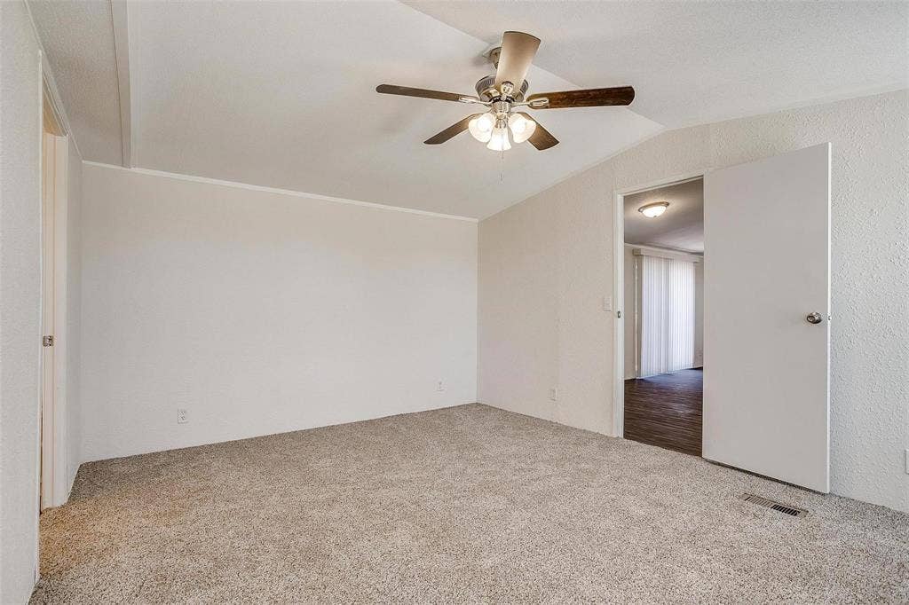 3116 Hilltop Road, Granbury, TX 76048 3116 Hilltop Road, Granbury, TX 76048