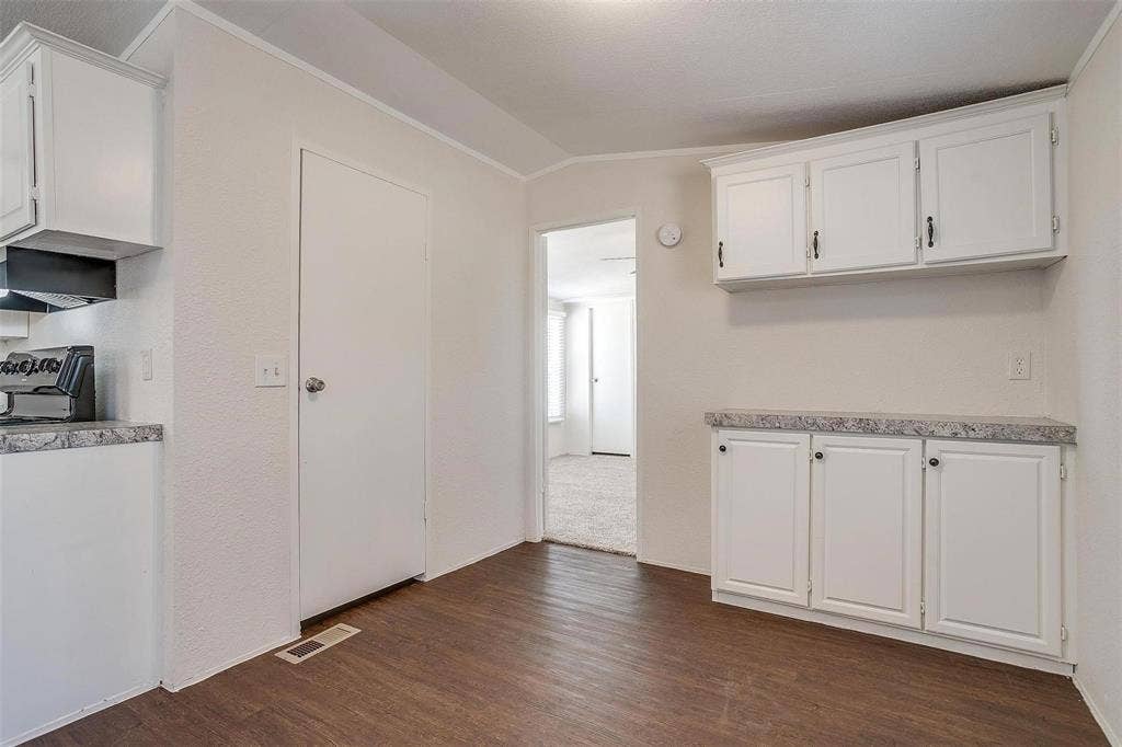 3116 Hilltop Road, Granbury, TX 76048 3116 Hilltop Road, Granbury, TX 76048