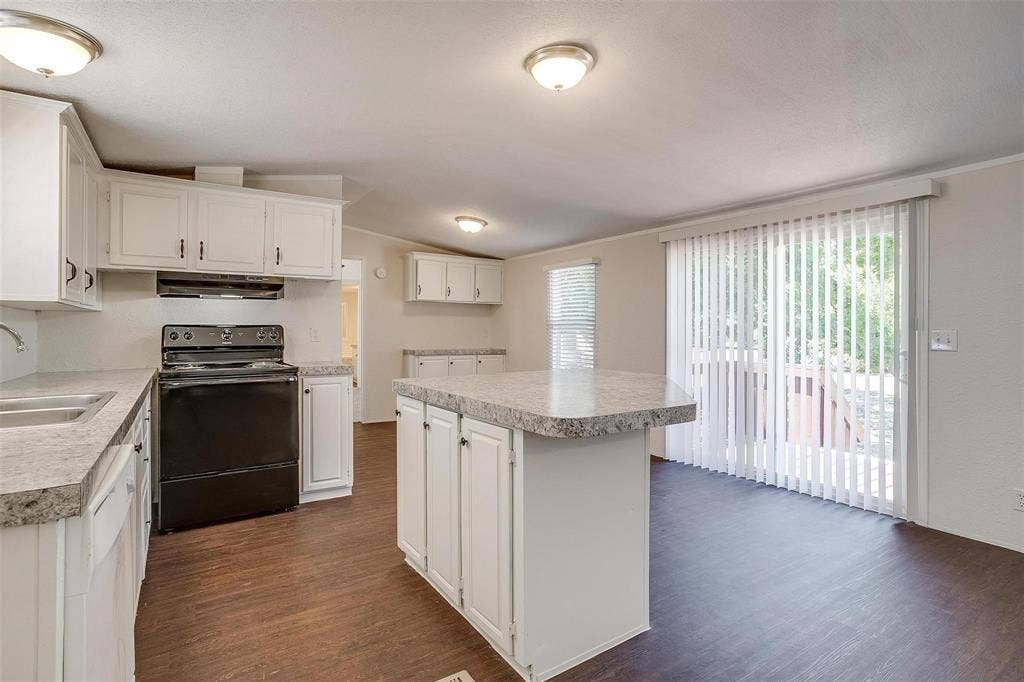3116 Hilltop Road, Granbury, TX 76048 3116 Hilltop Road, Granbury, TX 76048