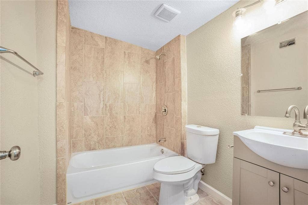 3616 Labadie Drive, Richland Hills, TX 76118 3616 Labadie Drive, Richland Hills, TX 76118