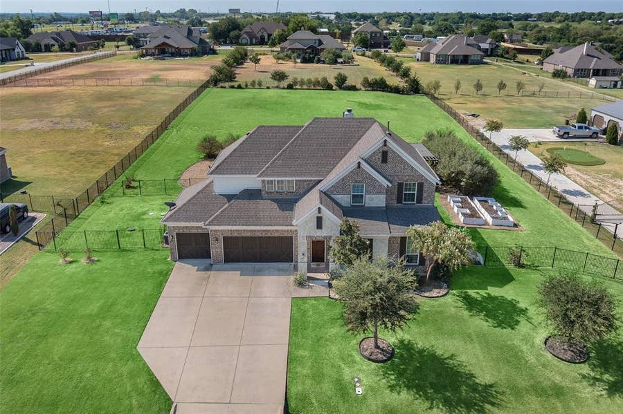 Property photo for 3807 Wild Flower Lane, Nevada, TX