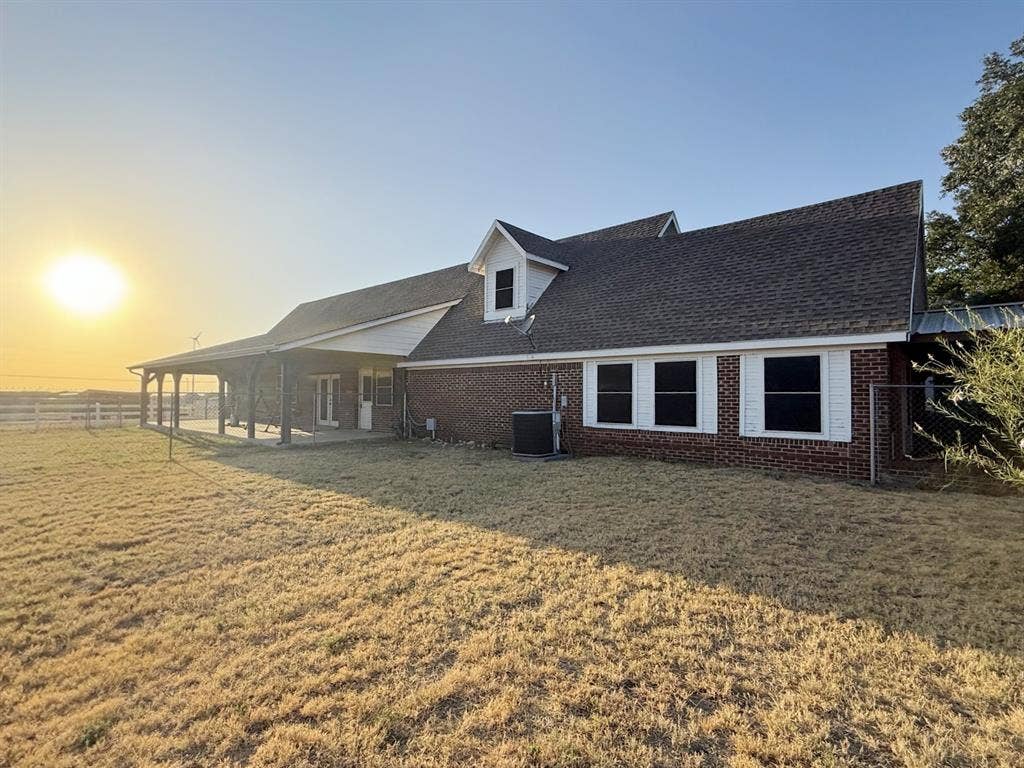 2405 Texan Drive, Haslet, TX 76052
