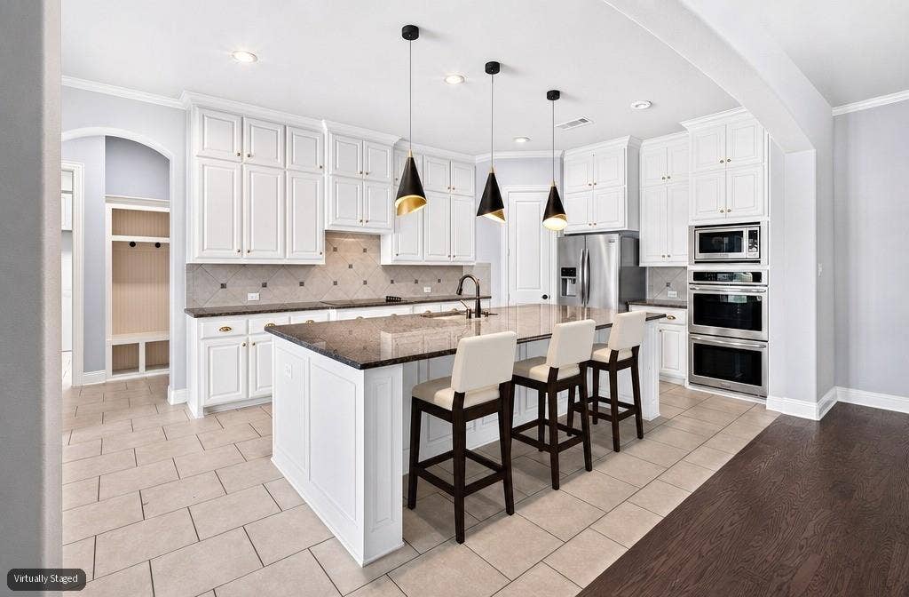 6010 Limestone Lane, Midlothian, TX 76065 6010 Limestone Lane, Midlothian, TX 76065