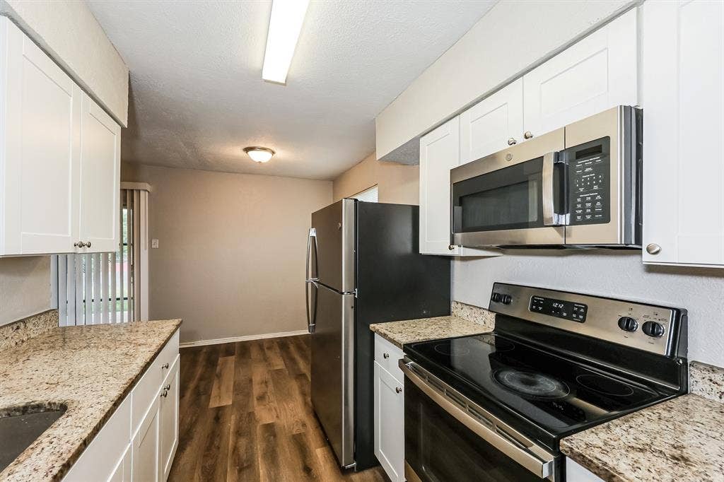 7225 Harold Walker Drive, Dallas, TX 75241 7225 Harold Walker Drive, Dallas, TX 75241