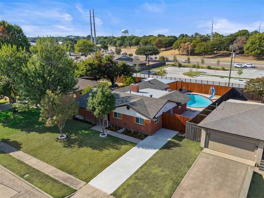 Property photo for 1917 Provincetown Lane, Richardson, TX