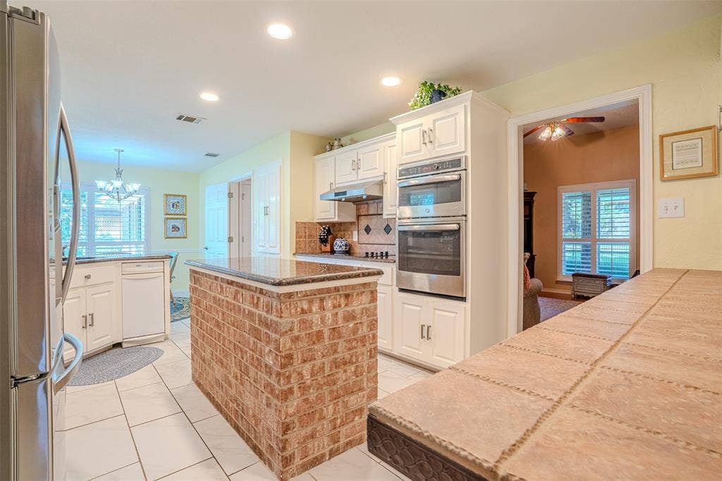 8931 Brierfield Road, Granbury, TX 76049 8931 Brierfield Road, Granbury, TX 76049
