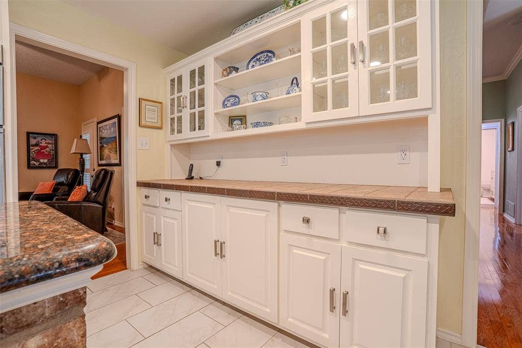 8931 Brierfield Road, Granbury, TX 76049 8931 Brierfield Road, Granbury, TX 76049