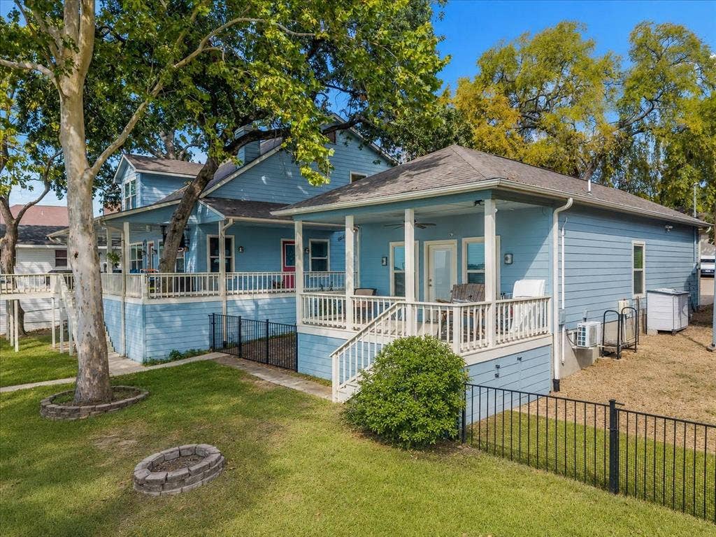 230 Palisade Loop, Gun Barrel City, TX 75156 230 Palisade Loop, Gun Barrel City, TX 75156